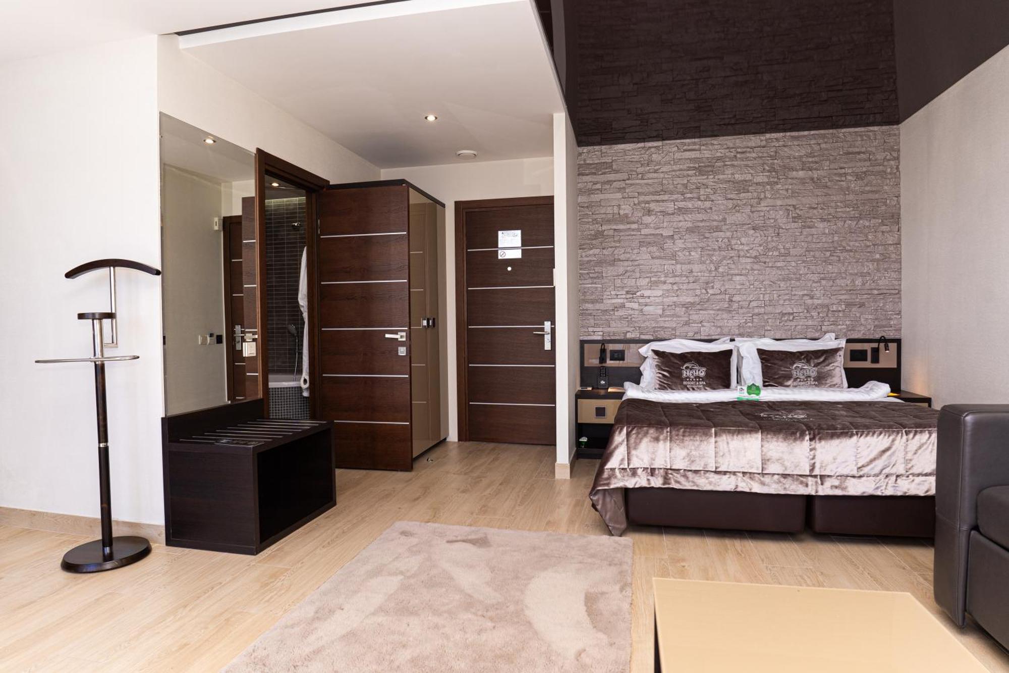 NEMO Hotel Resort&Spa Odessa Exterior foto A room at the hotel